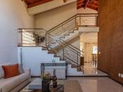 Casa / Sobrado em Condomínio para Venda em Londrina/PR...