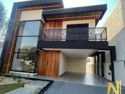 Casa / Sobrado em Condomínio para Venda em Londrina/PR...