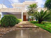 Casa / Sobrado em Condomínio para Venda em Londrina/PR...