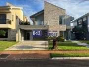 Casa / Sobrado em Condomínio para Venda em Londrina/PR...