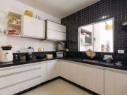 Casa / Sobrado em Condomínio para Venda em Londrina/PR...