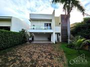 Casa / Sobrado em Condomínio para Venda em Londrina/PR...
