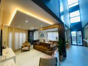 Casa / Sobrado em Condomínio para Venda em Londrina/PR...