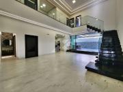 Casa / Sobrado em Condomínio para Venda em Londrina/PR...