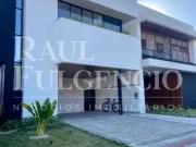 Casa / Sobrado em Condomínio para Venda em Londrina/PR...