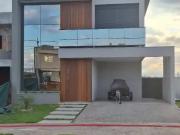 Casa / Sobrado em Condomínio para Venda em Londrina/PR...