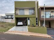 Casa / Sobrado em Condomínio para Venda em Londrina/PR...