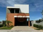 Casa / Sobrado em Condomínio para Venda em Londrina/PR...