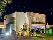 Casa / Sobrado em Condomínio para Venda em Londrina/PR...