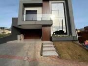 Casa / Sobrado em Condomínio para Venda em Londrina/PR...