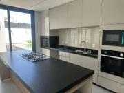 Casa / Sobrado em Condomínio para Venda em Londrina/PR...