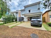Casa / Sobrado em Condomínio para Venda em Londrina/PR...