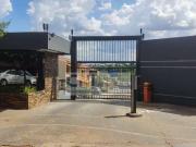 Casa / Sobrado em Condomínio para Venda em Londrina/PR...