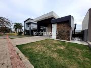 Casa / Sobrado em Condomínio para Venda em Londrina/PR...