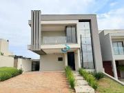 Casa / Sobrado em Condomínio para Venda em Londrina/PR...