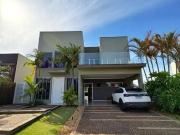 Casa / Sobrado em Condomínio para Venda em Londrina/PR...