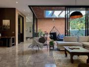 Casa / Sobrado em Condomínio para Venda em Londrina/PR...