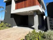 Casa / Sobrado em Condomínio para Venda em Londrina/PR...