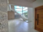 Casa / Sobrado em Condomínio para Venda em Londrina/PR...