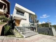 Casa / Sobrado em Condomínio para Venda em Londrina/PR...