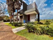 Casa / Sobrado em Condomínio para Venda em Londrina/PR...