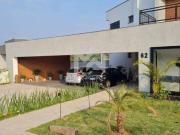 Casa / Sobrado em Condomínio para Venda em Louveira/SP...