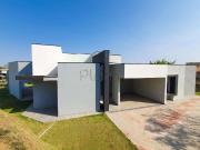Casa / Sobrado em Condomínio para Venda em Louveira/SP...