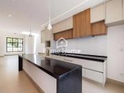 Casa / Sobrado em Condomínio para Venda em Louveira/SP...