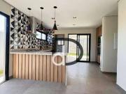 Casa / Sobrado em Condomínio para Venda em Louveira/SP...