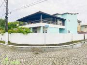 Casa / Sobrado em Condomínio para Venda em Macaé/RJ...