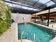 Casa / Sobrado em Condomínio para Venda em Macaé/RJ...