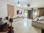 Casa / Sobrado em Condomínio para Venda em Macaé/RJ...