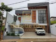 Casa / Sobrado em Condomínio para Venda em Macaé/RJ...