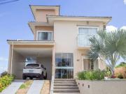 Casa / Sobrado em Condomínio para Venda em Macaé/RJ...