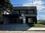 Casa / Sobrado em Condomínio para Venda em Macaé/RJ...
