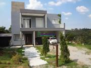 Casa / Sobrado em Condomínio para Venda em Mairiporã/SP...