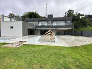 Casa / Sobrado em Condomínio para Venda em Mairiporã/SP...