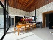 Casa / Sobrado em Condomínio para Venda em Mairiporã/SP...