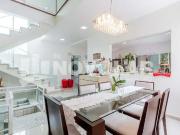 Casa / Sobrado em Condomínio para Venda em Mairiporã/SP...