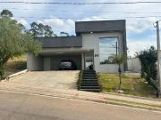 Casa / Sobrado em Condomínio para Venda em Mairiporã/SP...