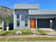 Casa / Sobrado em Condomínio para Venda em Maricá/RJ...