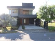 Casa / Sobrado em Condomínio para Venda em Maricá/RJ...