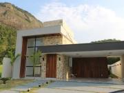 Casa / Sobrado em Condomínio para Venda em Maricá/RJ...