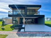 Casa / Sobrado em Condomínio para Venda em Maricá/RJ...