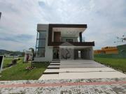 Casa / Sobrado em Condomínio para Venda em Maricá/RJ...