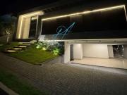 Casa / Sobrado em Condomínio para Venda em Maringá/PR...