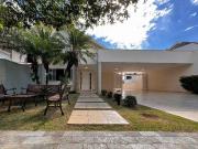 Casa / Sobrado em Condomínio para Venda em Maringá/PR...