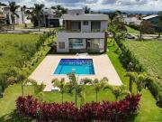 Casa / Sobrado em Condomínio para Venda em Mário...