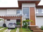 Casa / Sobrado em Condomínio para Venda em Mata de São...