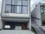 Casa / Sobrado em Condomínio para Venda em Mogi das...